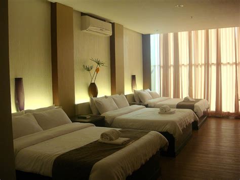 Green Windows Dormitel, Davao: Hotel Reviews, Rooms.